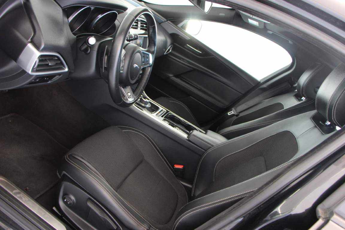 jaguar-xe-20d-2017-diesel-1999cc