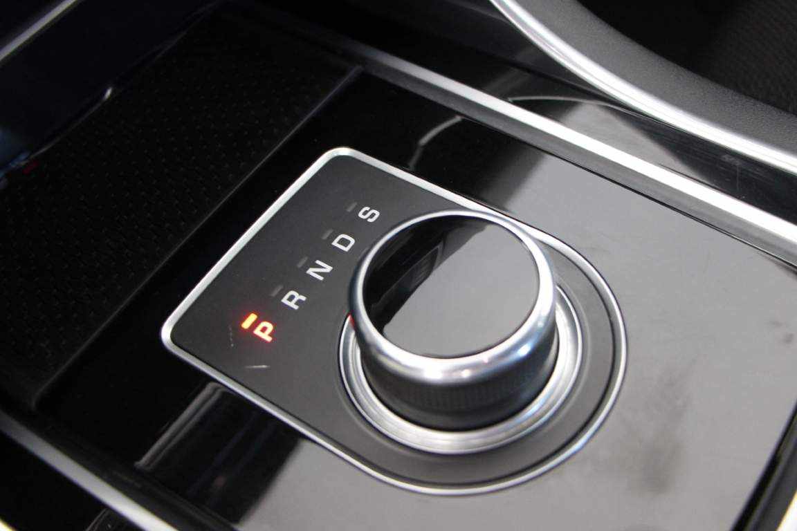 jaguar-xe-20d-2017-diesel-1999cc