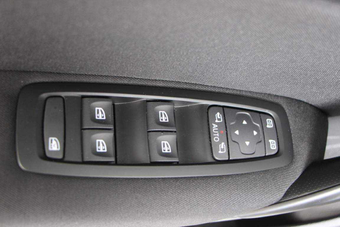 renault-megane-1-5-blue-dci-2022-diesel-1461cc