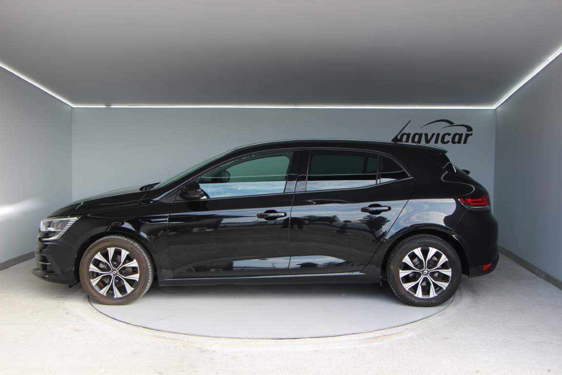 renault-megane-1-5-blue-dci-2022-diesel-1461cc
