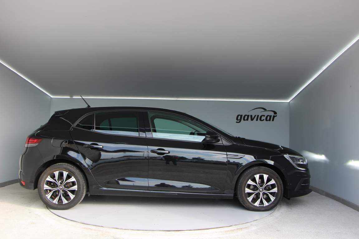 renault-megane-1-5-blue-dci-2022-diesel-1461cc