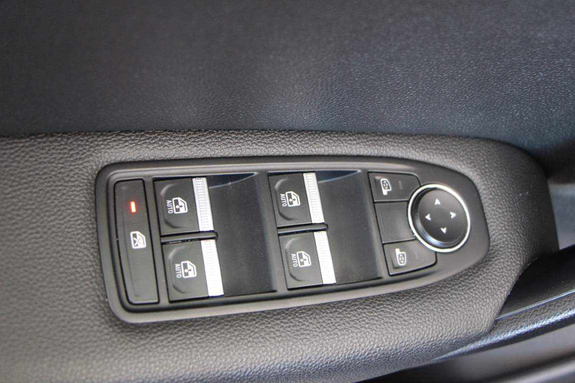 renault-captur-1-0-tce-2023-gasolina-999cc