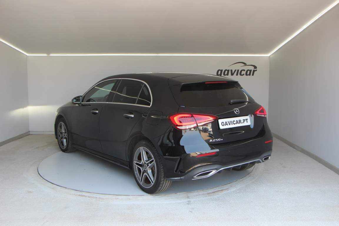 mercedes-benz-classe-a-a-250-e-2022-gasolina-1332cc
