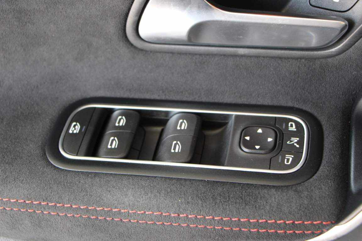 mercedes-benz-classe-a-a-250-e-2022-gasolina-1332cc