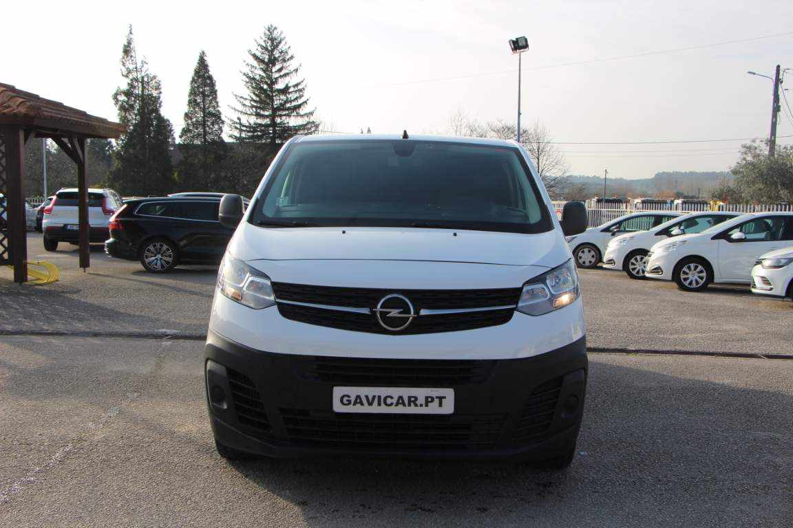 opel-vivaro-1-5-2020-diesel-1499cc