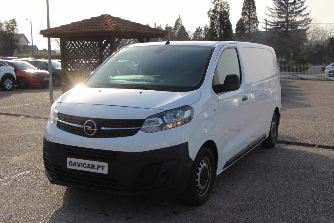 opel-vivaro-1-5-2020-diesel-1499cc