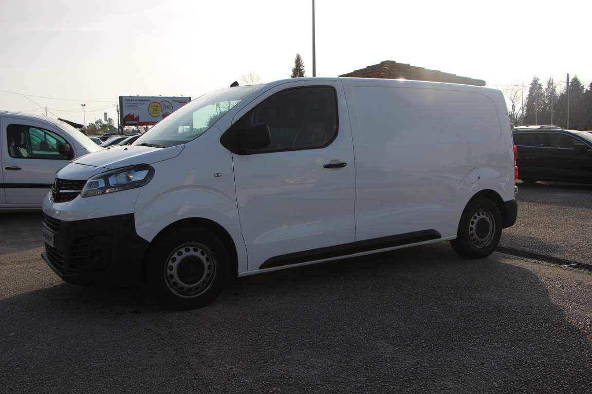 opel-vivaro-1-5-2020-diesel-1499cc