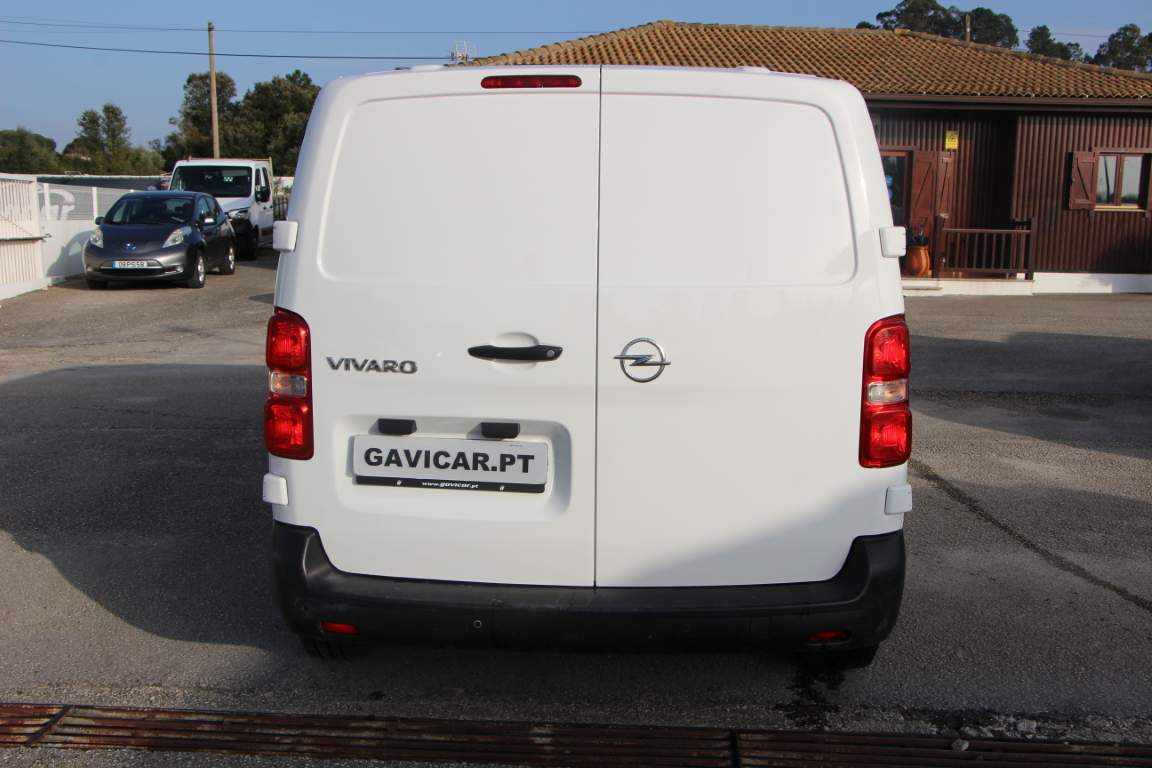opel-vivaro-1-5-2020-diesel-1499cc