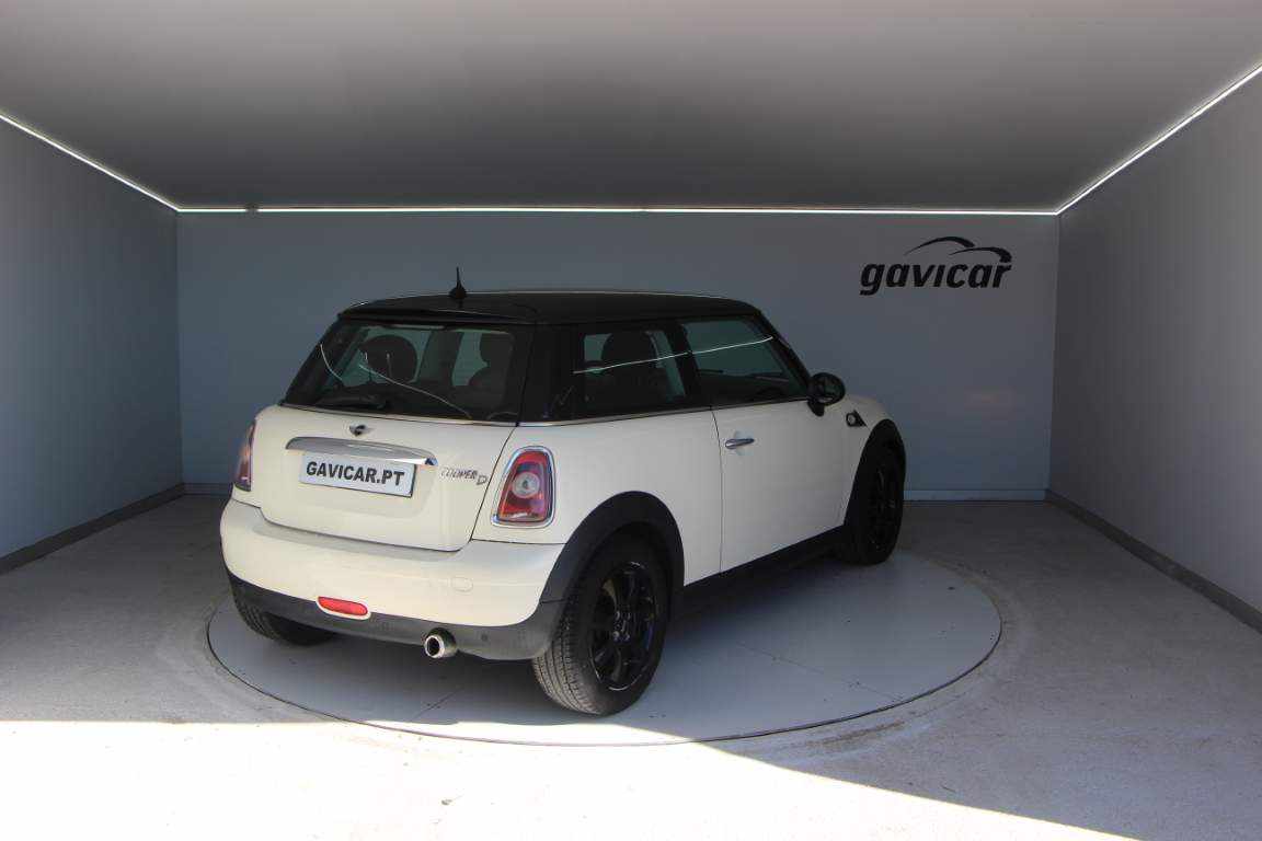 mini-hatch-cooper-d-2009-diesel-1560cc