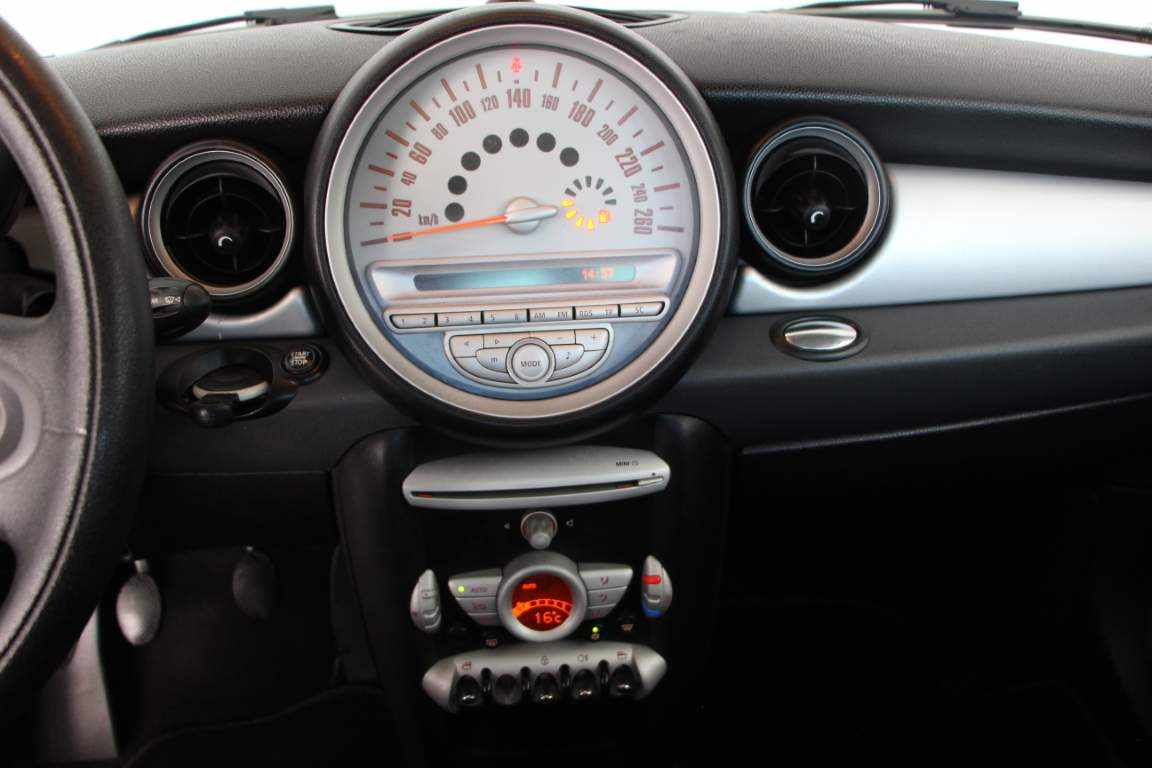 mini-hatch-cooper-d-2009-diesel-1560cc