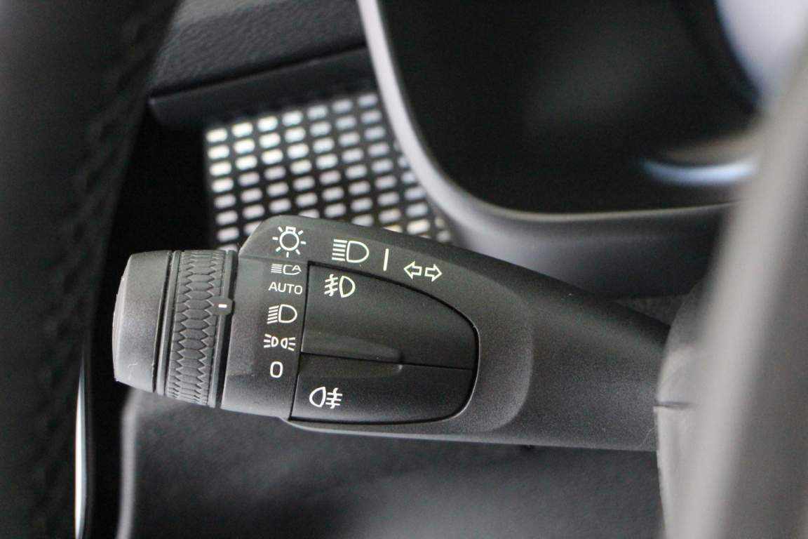 volvo-xc40-t5-twin-engine-recharge-2022-gasolina-1477cc