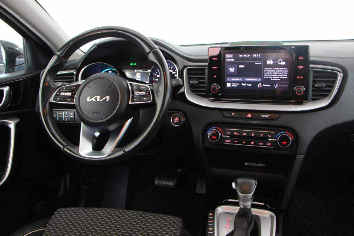 kia-ceed-plug-in-hybrid-2022-gasolina-1580cc