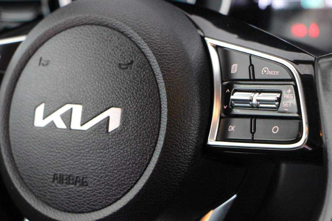 kia-ceed-plug-in-hybrid-2022-gasolina-1580cc