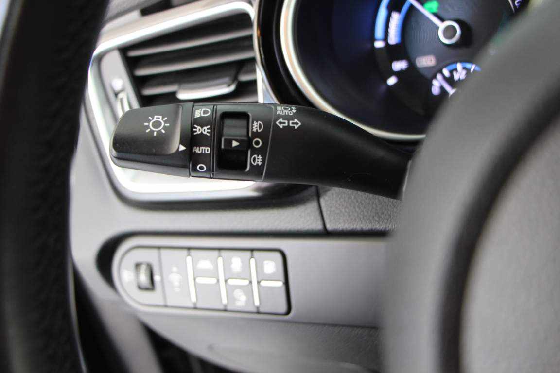 kia-ceed-plug-in-hybrid-2022-gasolina-1580cc