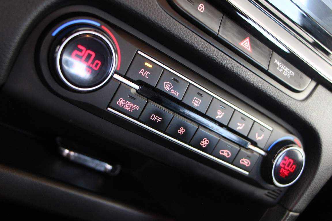 kia-ceed-plug-in-hybrid-2022-gasolina-1580cc