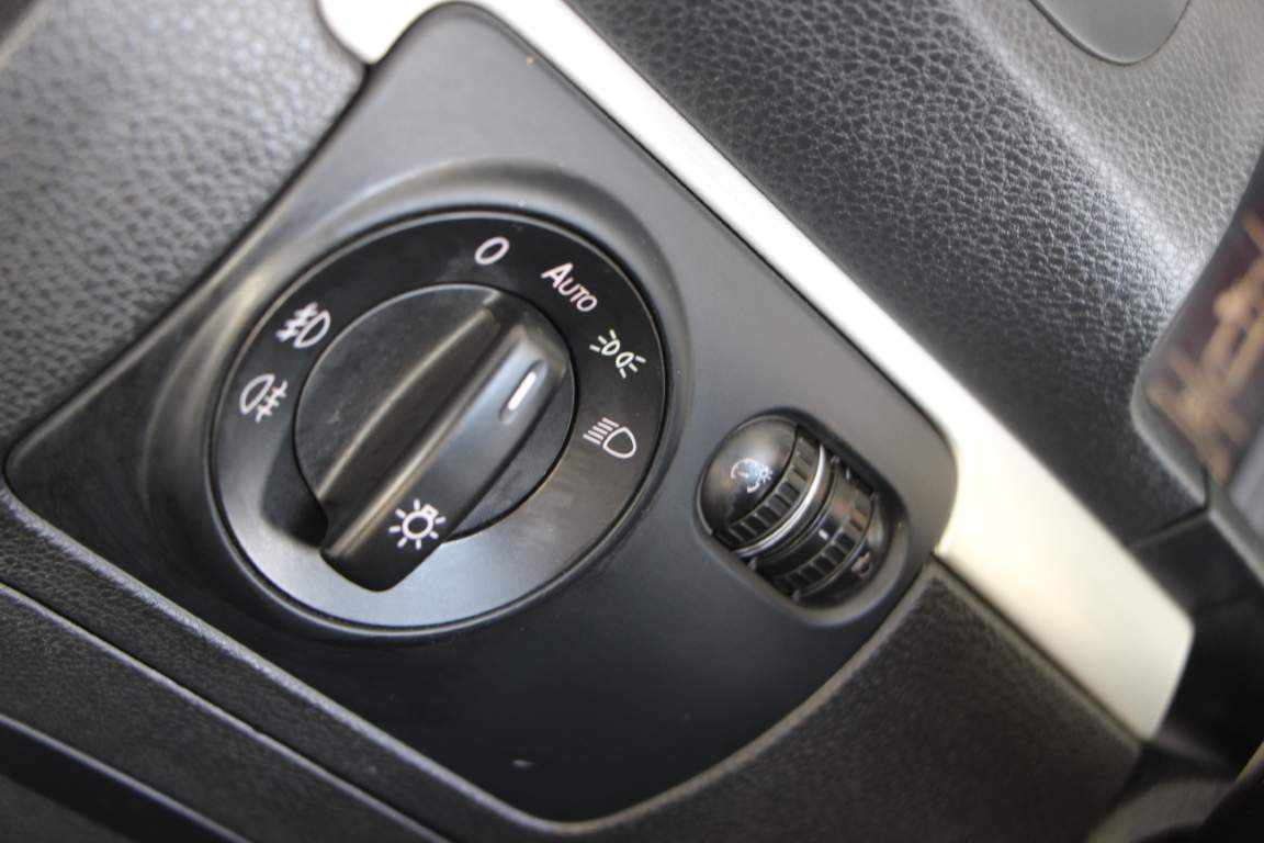 volkswagen-eos-2-0-tdi-2010-diesel-1968cc