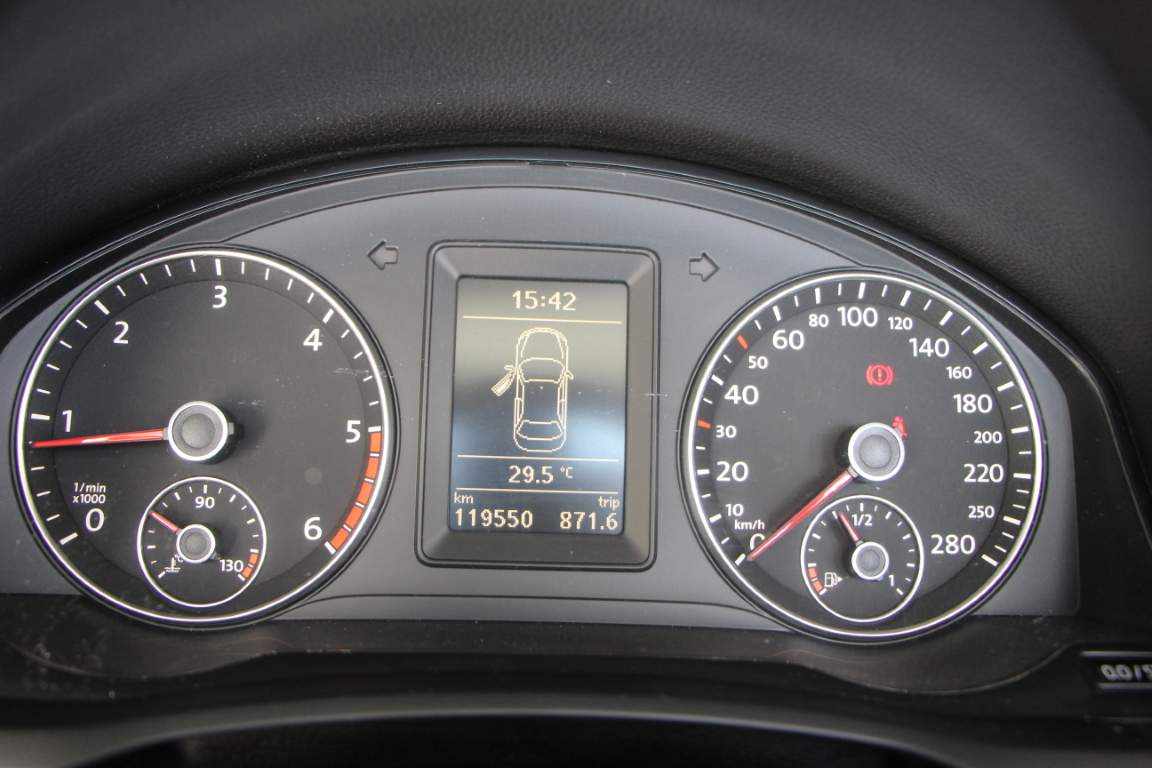 volkswagen-eos-2-0-tdi-2010-diesel-1968cc