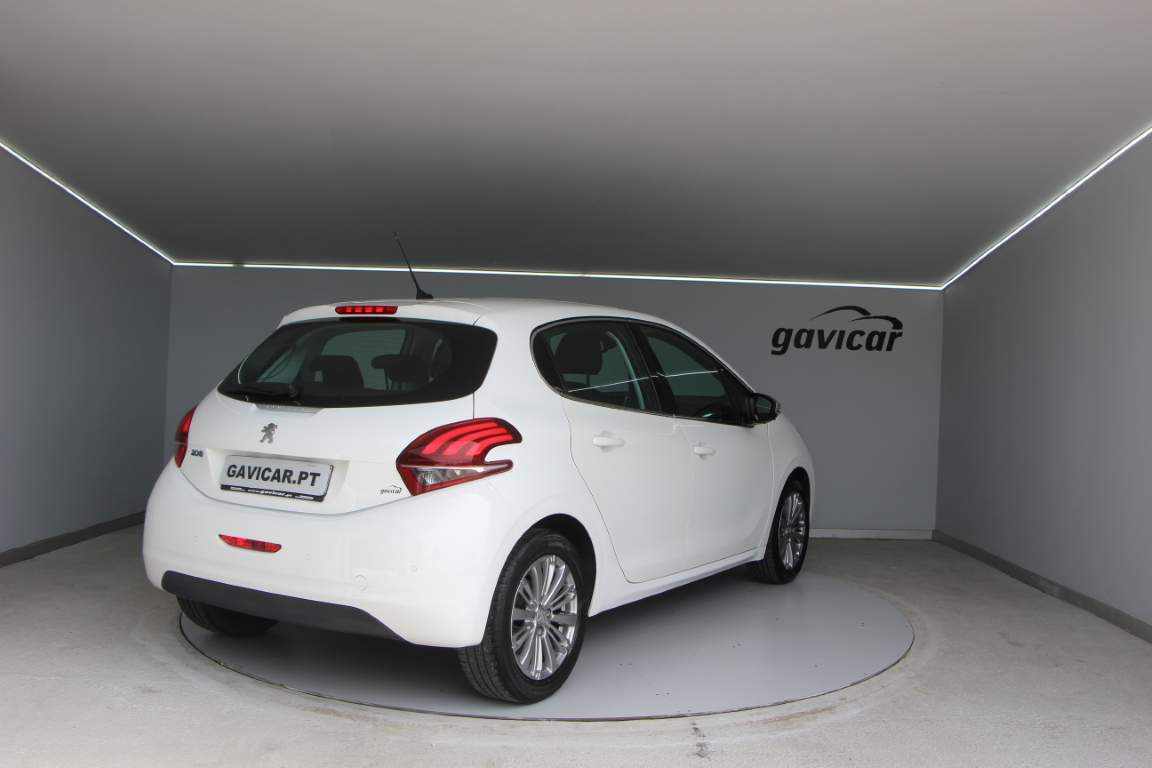 peugeot-208-1-2-vti-2018-gasolina-1199cc