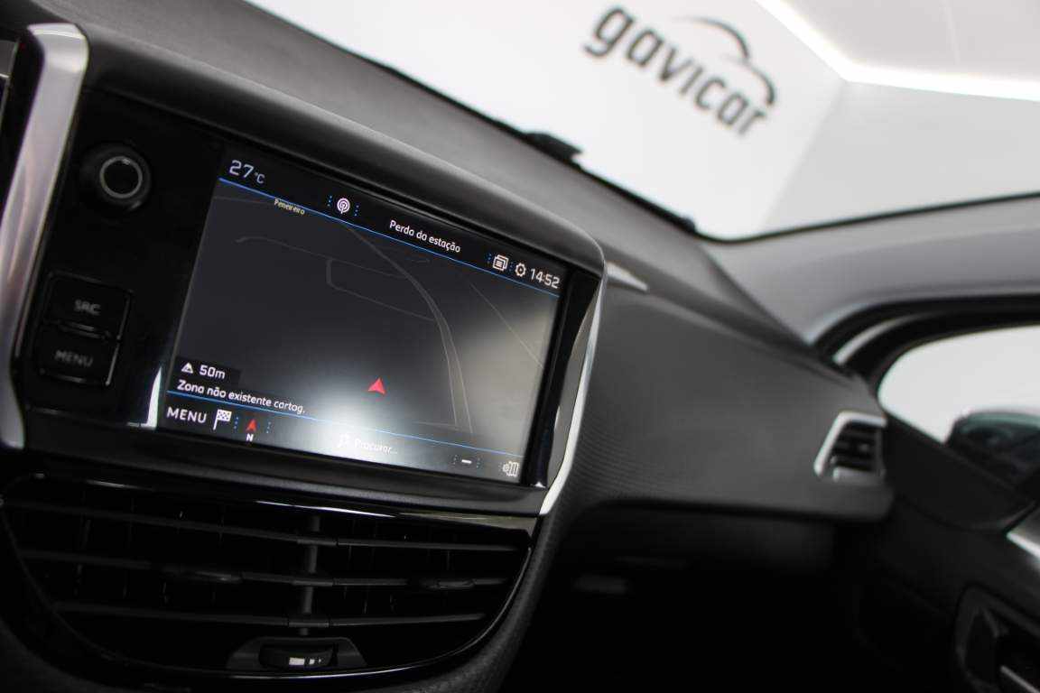 peugeot-208-1-2-vti-2018-gasolina-1199cc