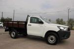 toyota-hilux-2-4-4wd-2020-diesel-2393cc