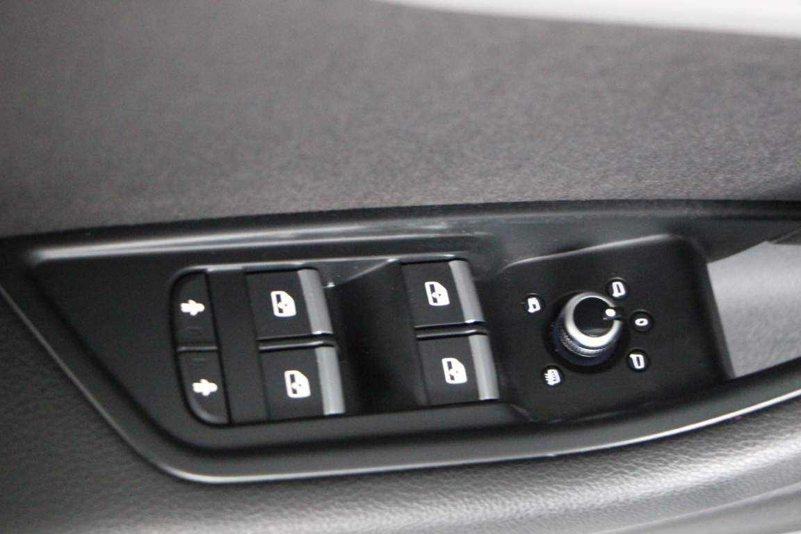 audi-a4-2-0-tdi-2018-diesel-1968cc