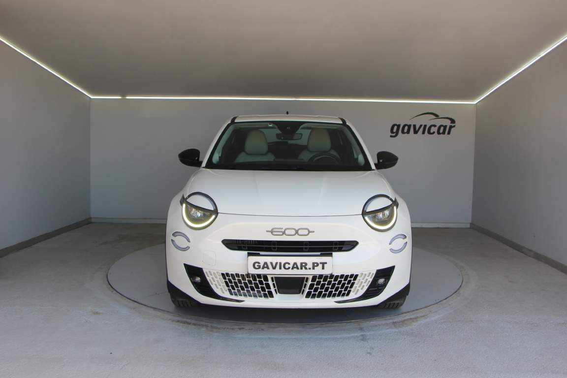 fiat-600-1-2-mild-hybrid-2024-gasolina-1199cc