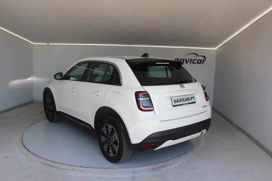 fiat-600-1-2-mild-hybrid-2024-gasolina-1199cc