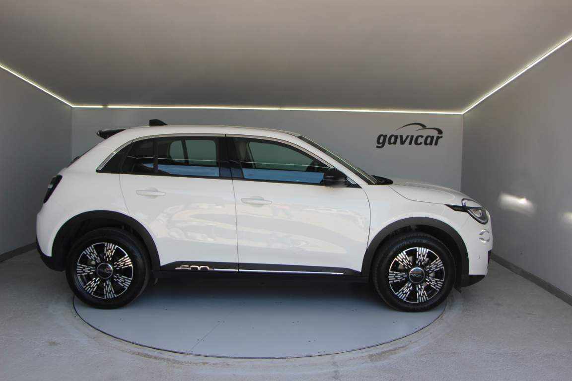 fiat-600-1-2-mild-hybrid-2024-gasolina-1199cc