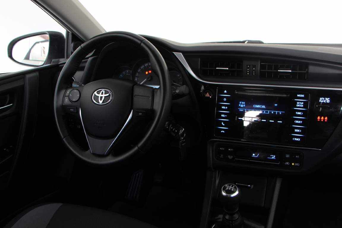 toyota-auris-1-4-d-4d-2018-diesel-1364cc