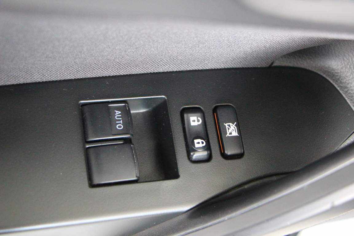 toyota-auris-1-4-d-4d-2018-diesel-1364cc