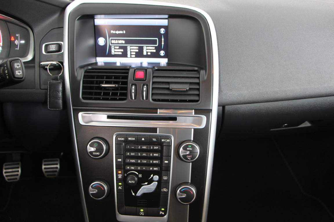 volvo-xc60-2-0-d4-2014-diesel-1984cc