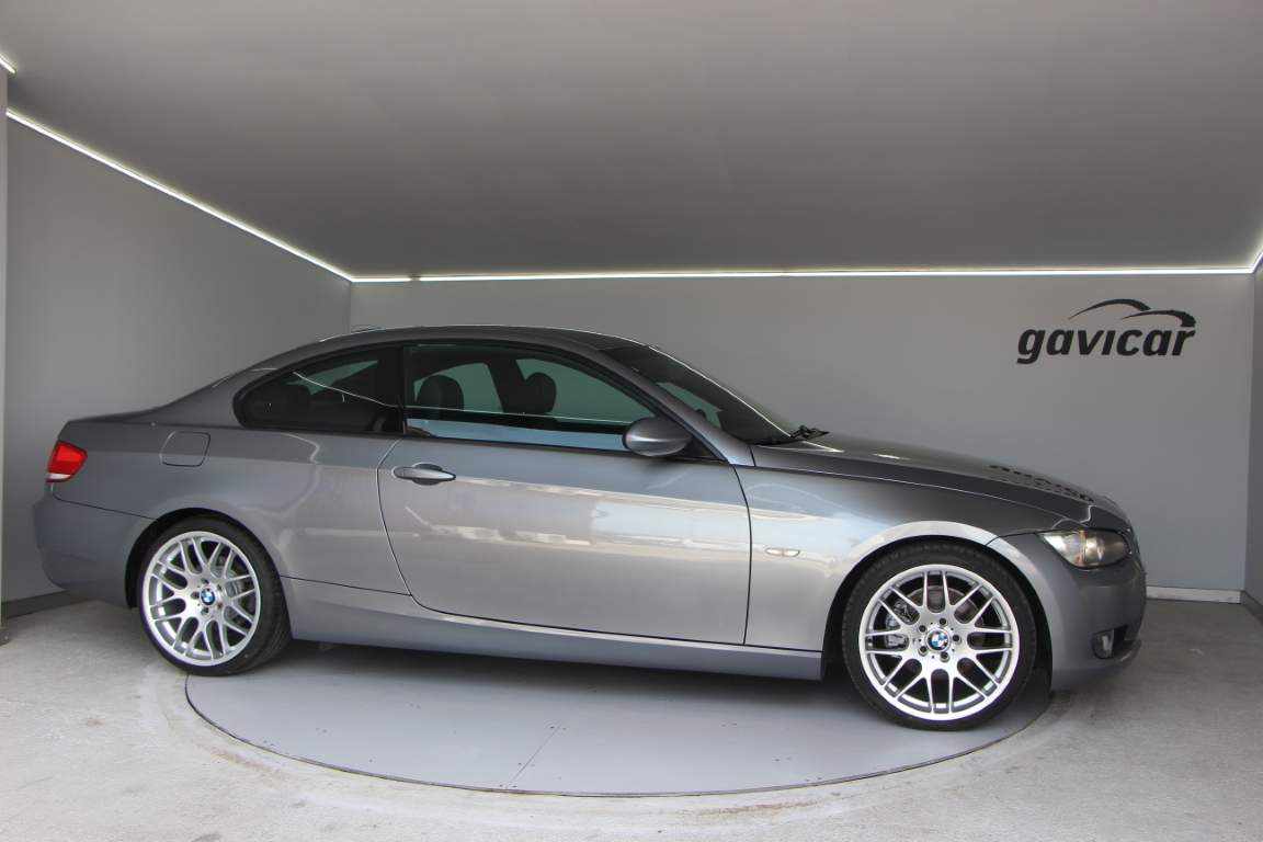 bmw-serie-3-320d-coupe-2009-diesel-1995cc