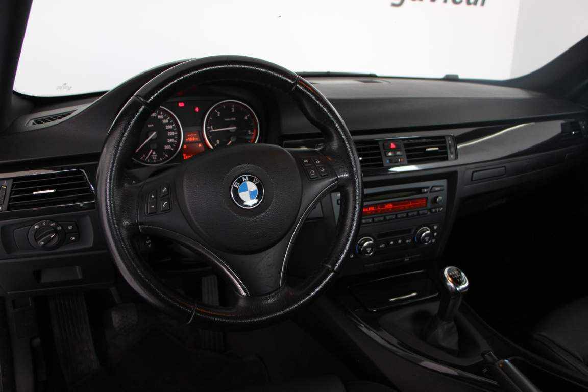 bmw-serie-3-320d-coupe-2009-diesel-1995cc