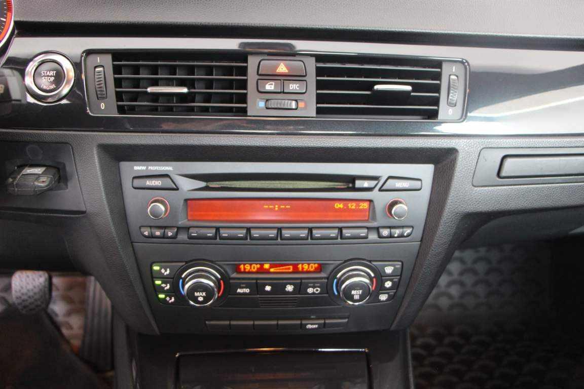 bmw-serie-3-320d-coupe-2009-diesel-1995cc