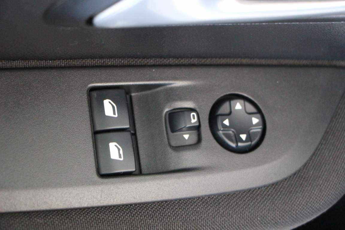 peugeot-208-e-208-50-kwh-2022-eletrico