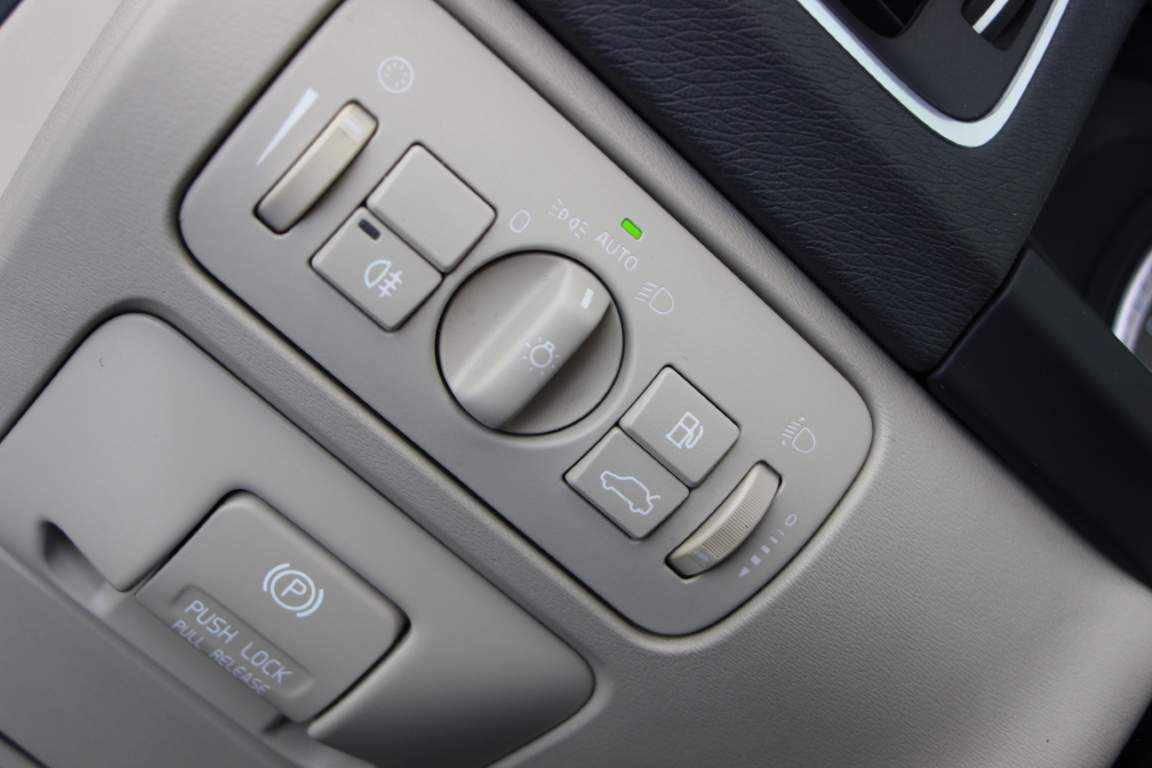 volvo-v60-2-0-d3-2012-diesel-1984cc