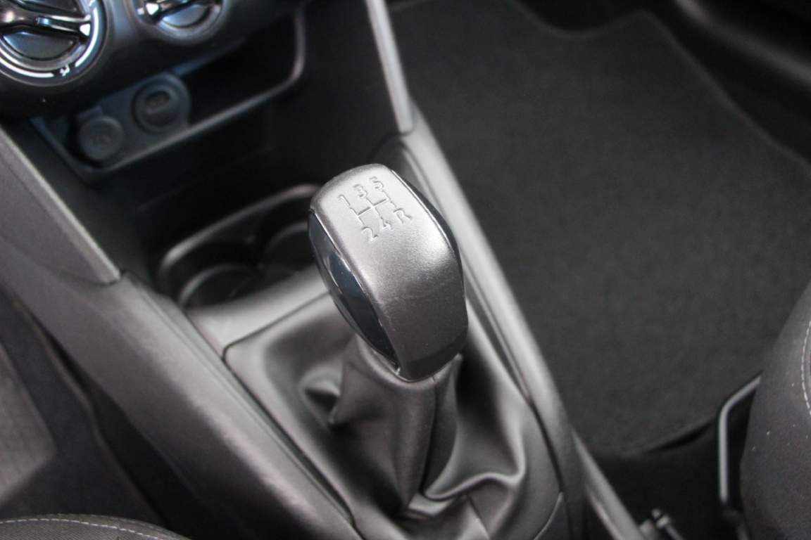 peugeot-208-1-5-102cv-2020-diesel-1499cc