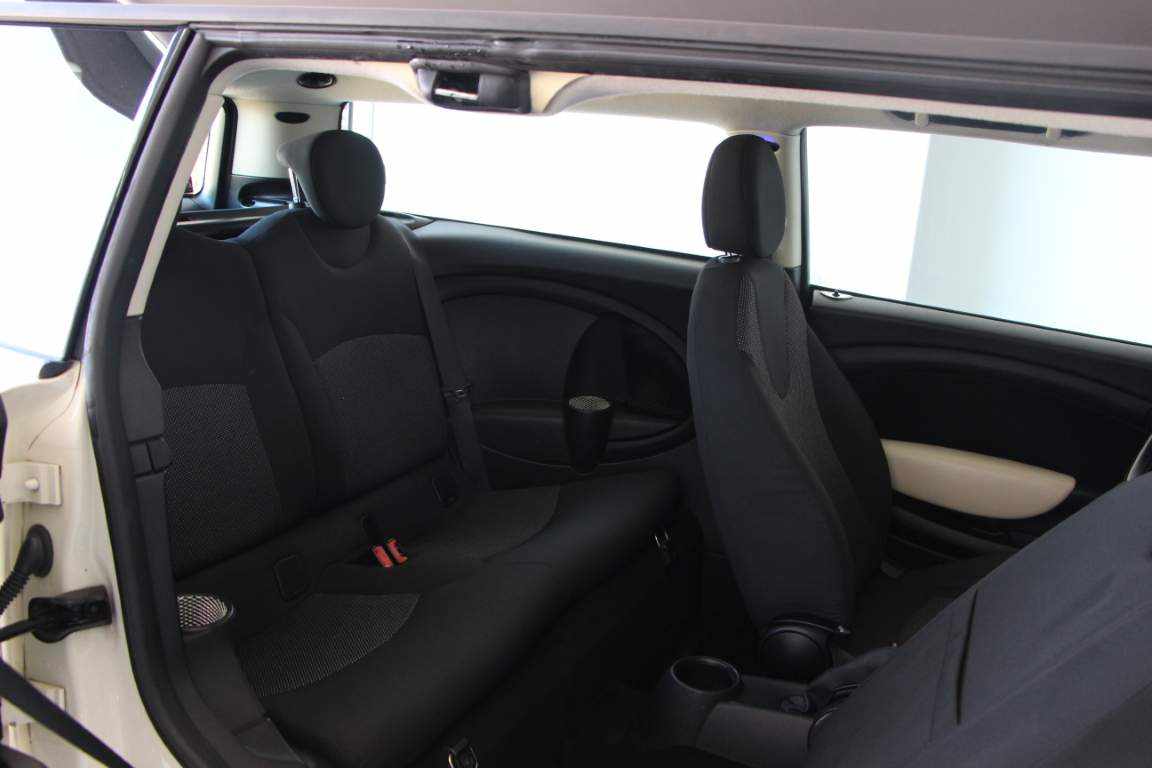 mini-clubman-d-1-6-2011-diesel-1598cc
