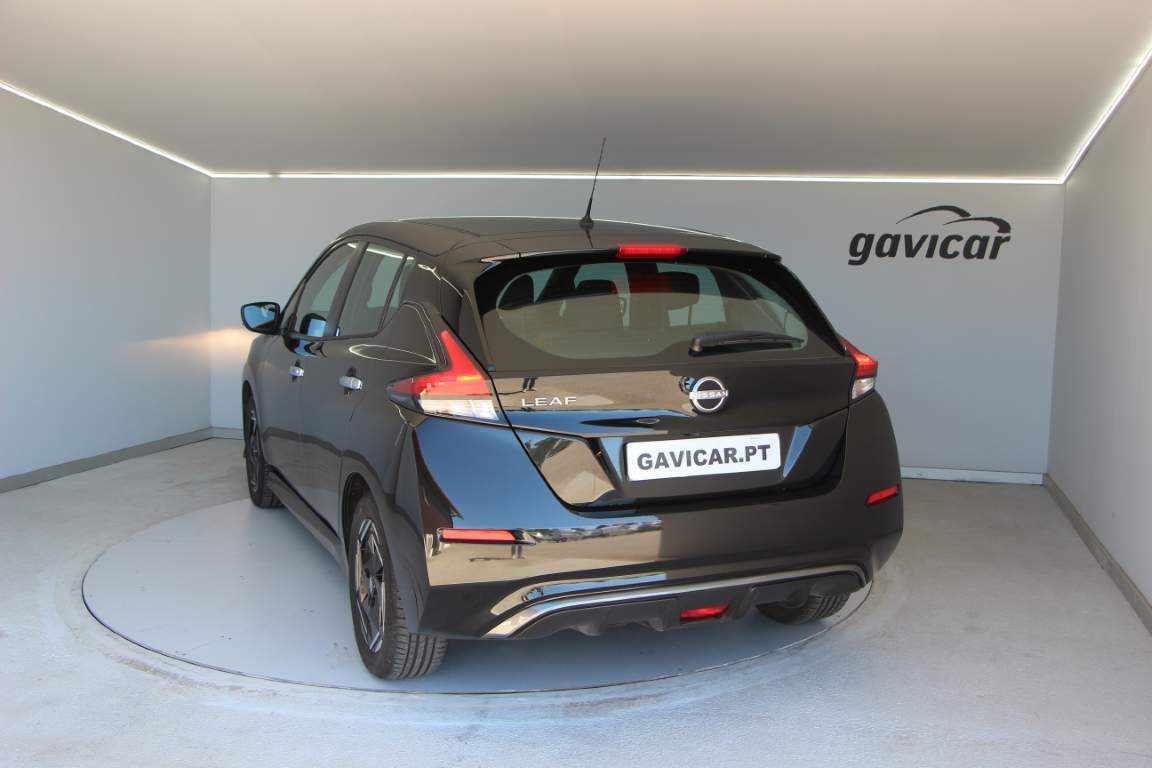 nissan-leaf-40-kwh-2023-eletrico