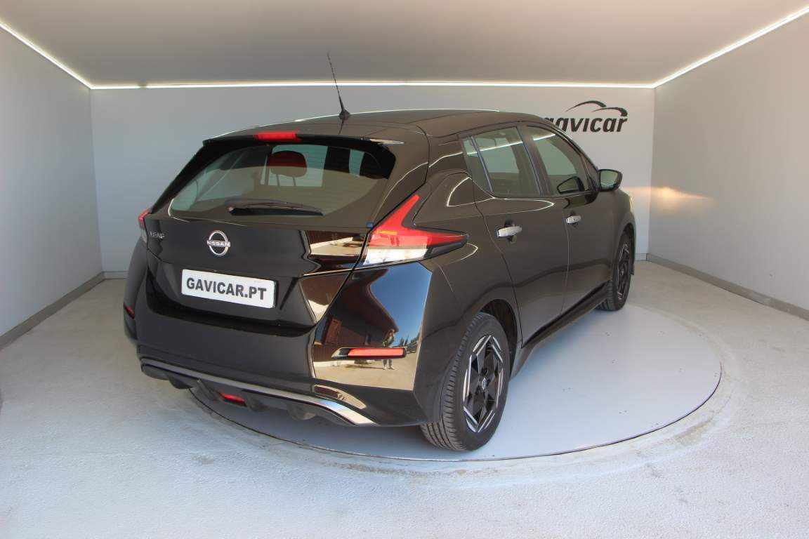 nissan-leaf-40-kwh-2023-eletrico