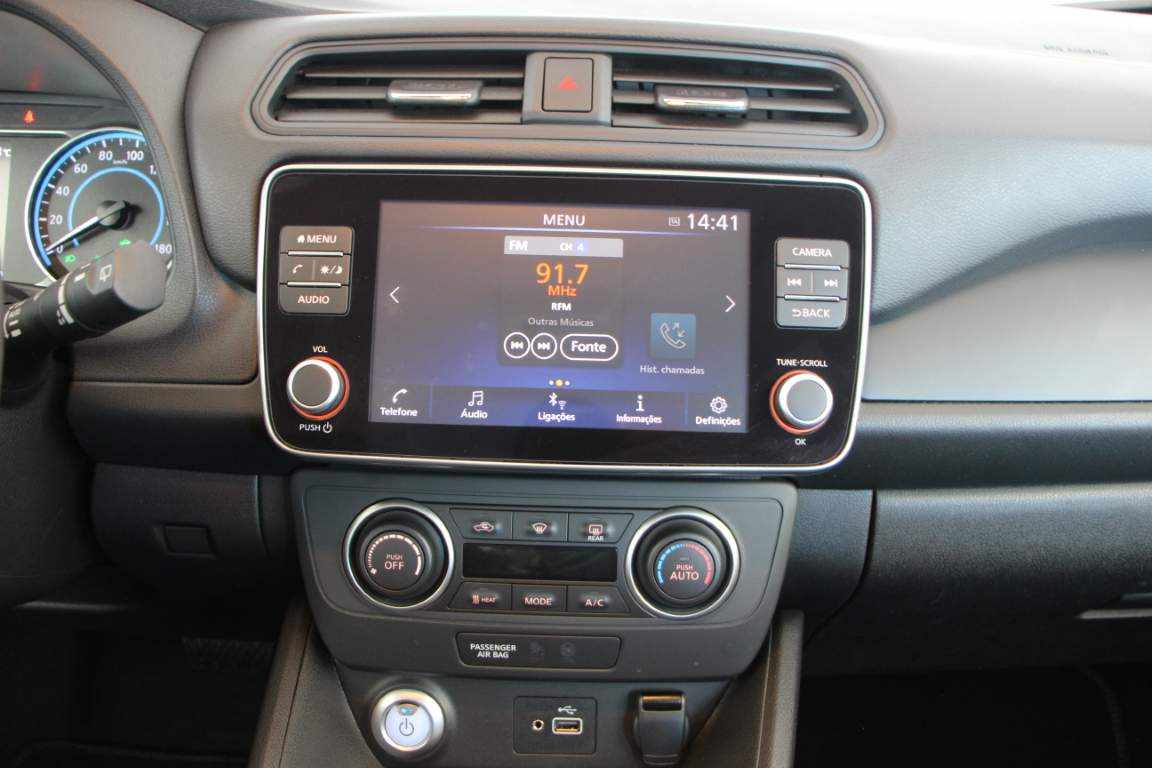 nissan-leaf-40-kwh-2023-eletrico