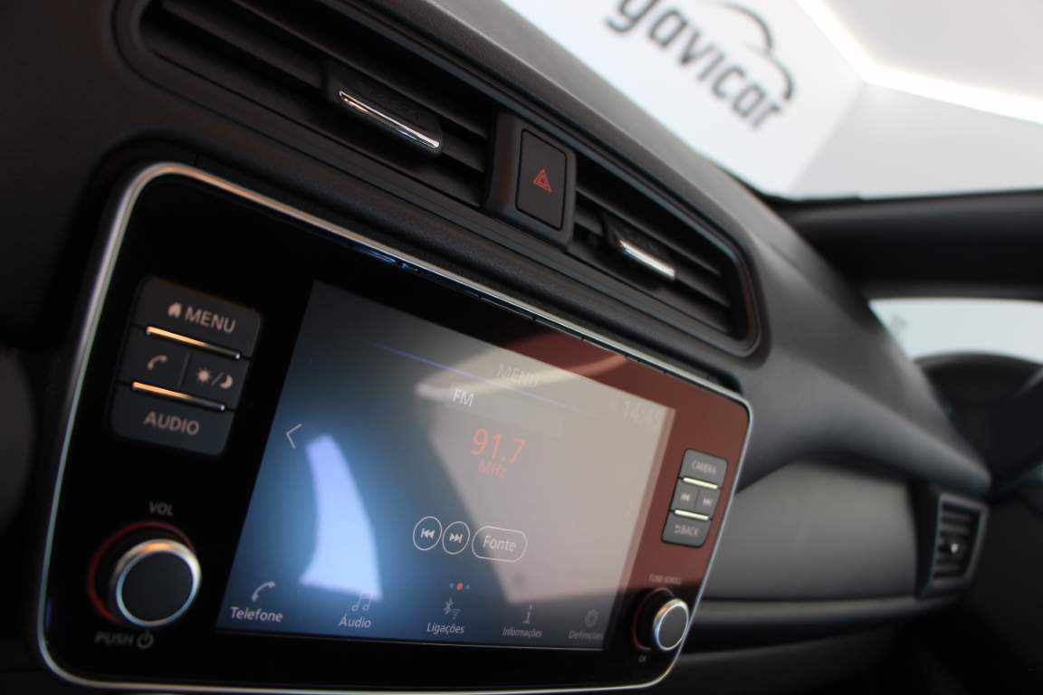 nissan-leaf-40-kwh-2023-eletrico