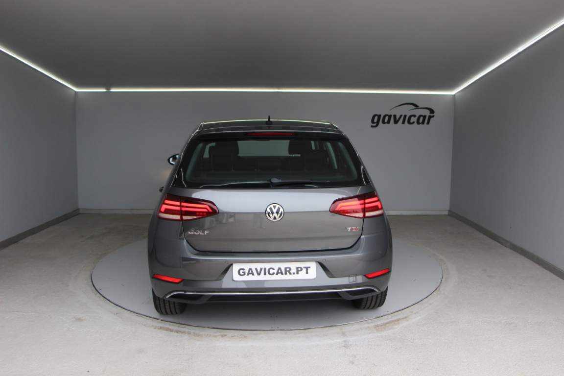 volkswagen-golf-1-6-tdi-bluemotion-2017-diesel-1598cc