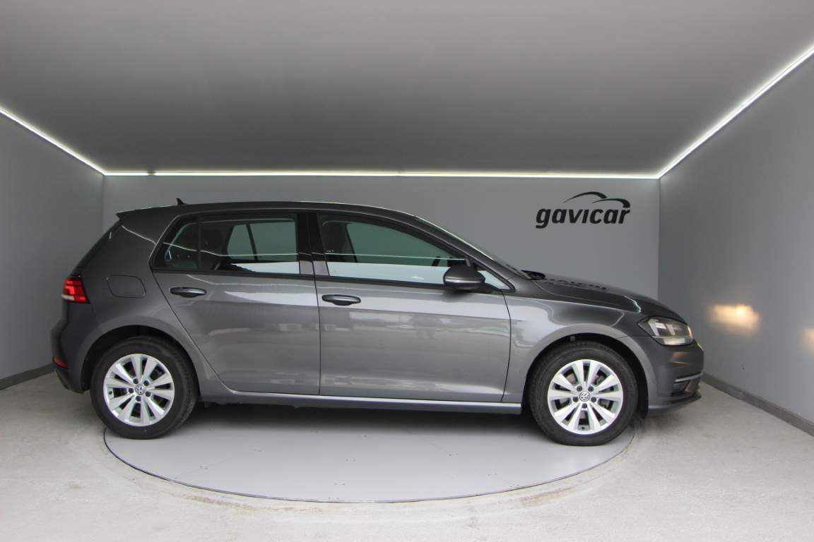 volkswagen-golf-1-6-tdi-bluemotion-2017-diesel-1598cc