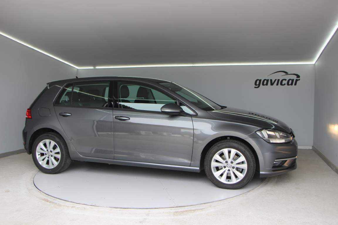 volkswagen-golf-1-6-tdi-bluemotion-2017-diesel-1598cc