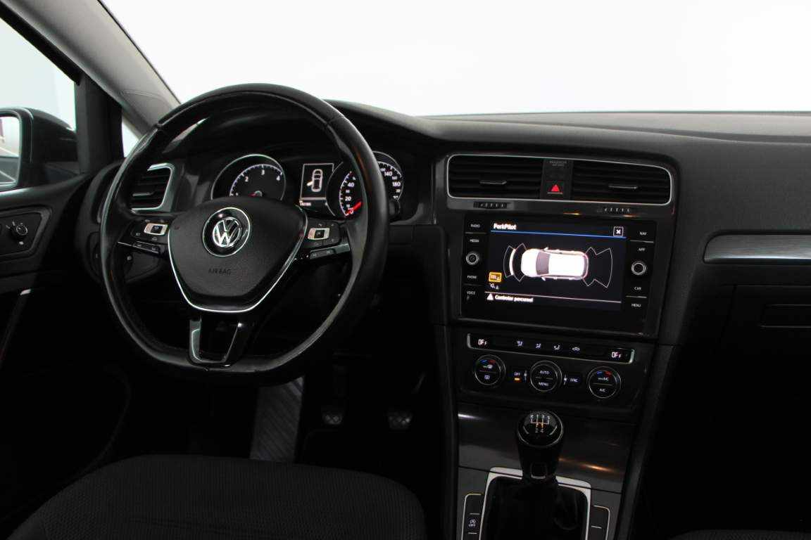volkswagen-golf-1-6-tdi-bluemotion-2017-diesel-1598cc