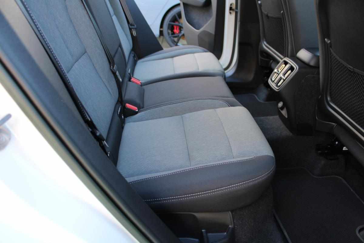 volvo-xc40-1-5-t2-2023-gasolina-1477cc