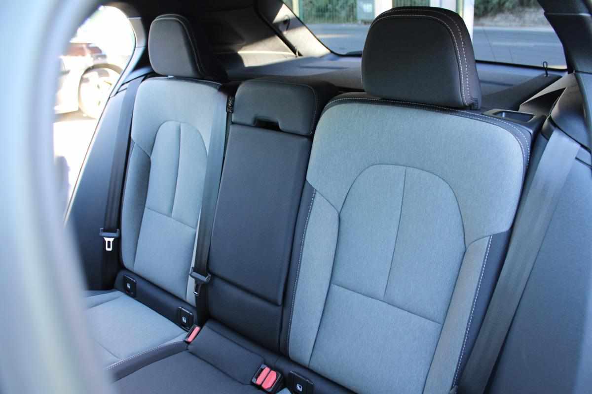 volvo-xc40-1-5-t2-2023-gasolina-1477cc