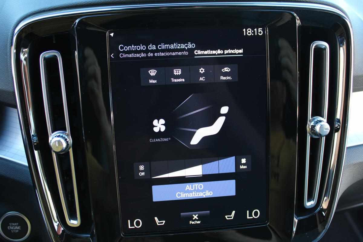volvo-xc40-1-5-t2-2023-gasolina-1477cc