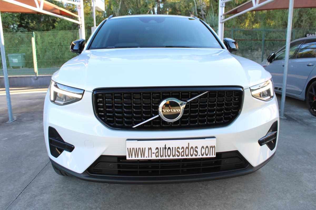 volvo-xc40-1-5-t2-2023-gasolina-1477cc